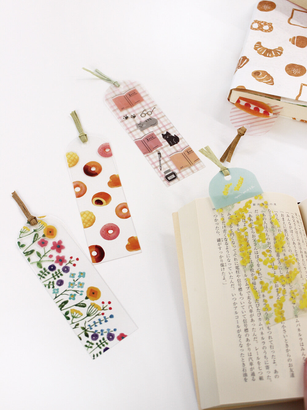 HONTOWATASHI: Flower Field Clear Bookmark